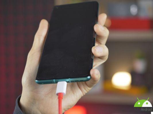 How to recharge your smartphone, the things you need to know to do it correctly