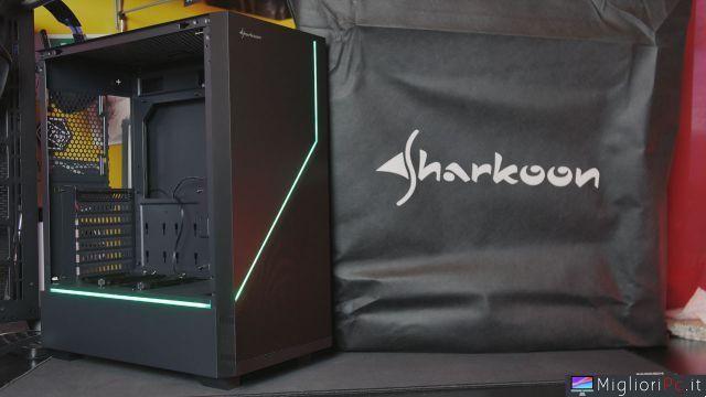 Revisión de Sharkoon RGB Flow • ¡Una agradable sorpresa!