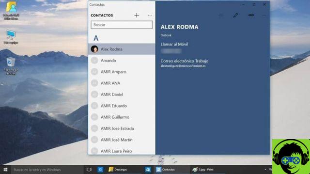 Comment afficher et gérer les contacts dans l'application Windows 10