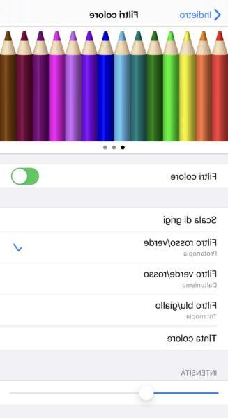 Modificare i colori del display su iPhone