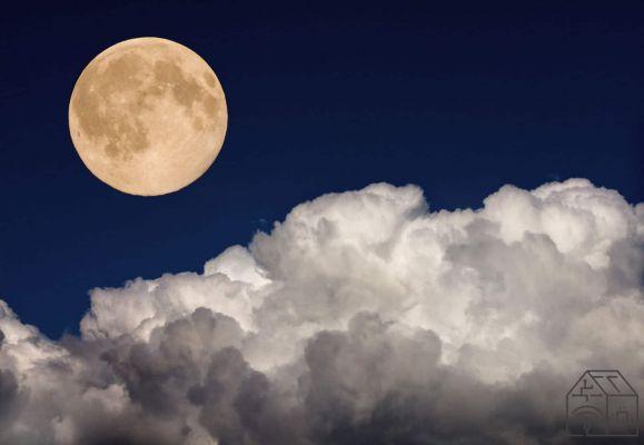 Luna del Cervo on July 24: how to photograph it