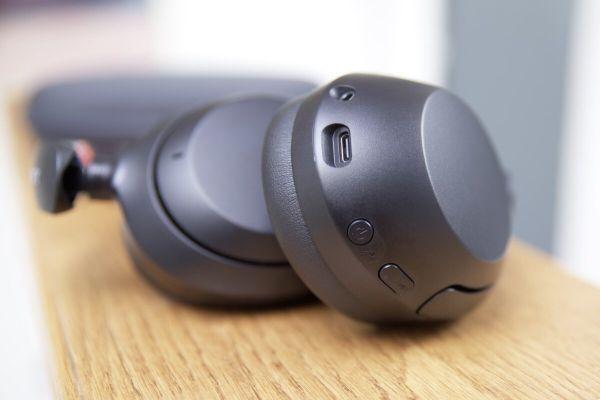 Análise do Sony WH-XB910N: fones de ouvido com redução de ruído com esteróides