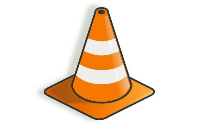 How to set VLC as default player in Windows 10?