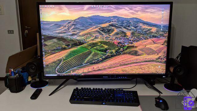 Philips Momentum review: the 43-inch mega-monitor with HDR 1000