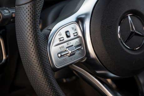 Testamos o sistema MBUX da Mercedes-Benz: uma revolução no cockpit?