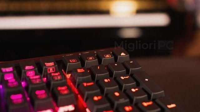 Test du Skiller SGK60 • Le meilleur clavier mécanique de Sharkoon ?